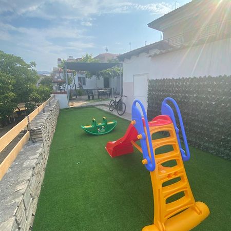 לימנריה Comfort Apartments מראה חיצוני תמונה