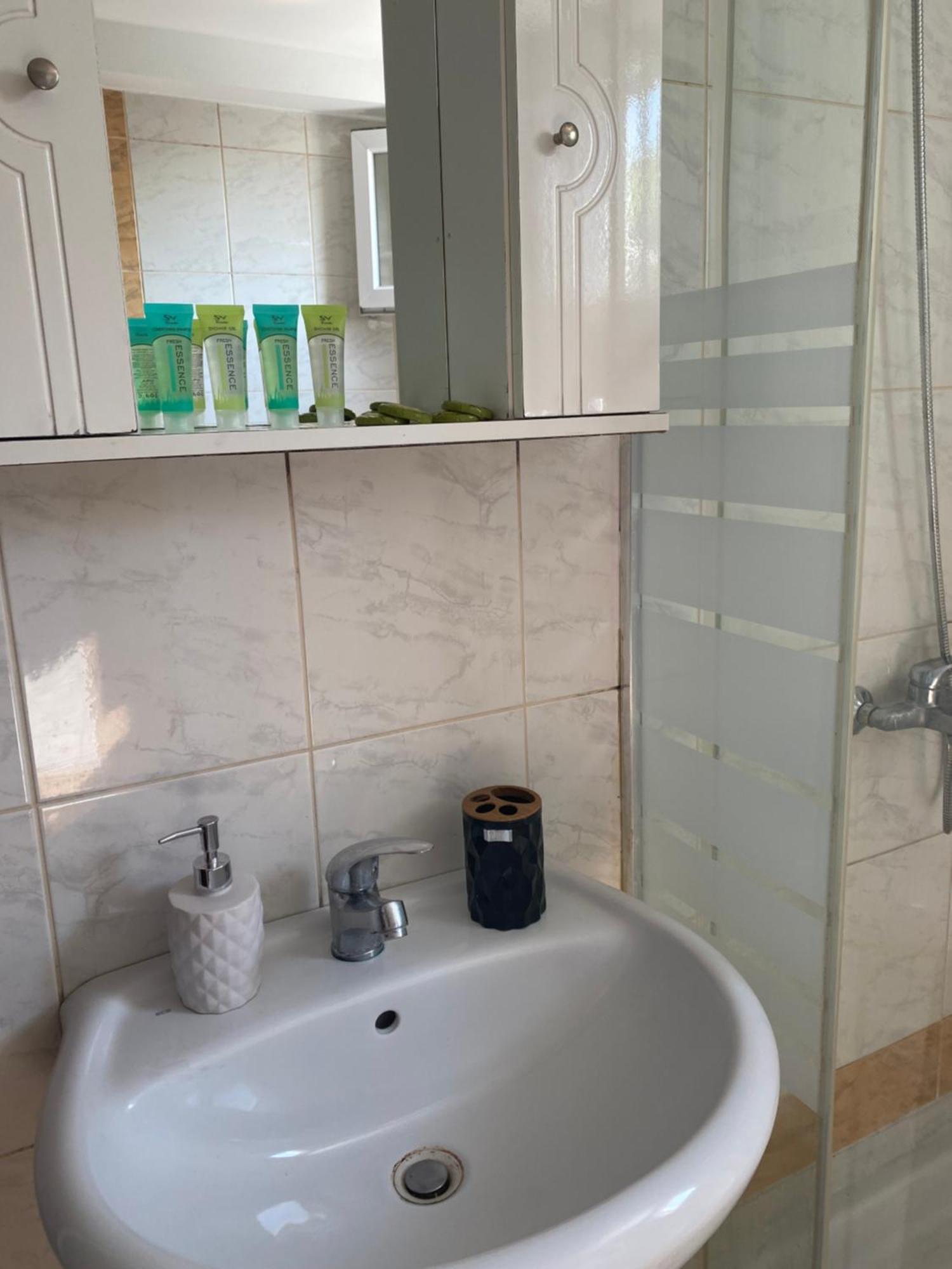 לימנריה Comfort Apartments מראה חיצוני תמונה